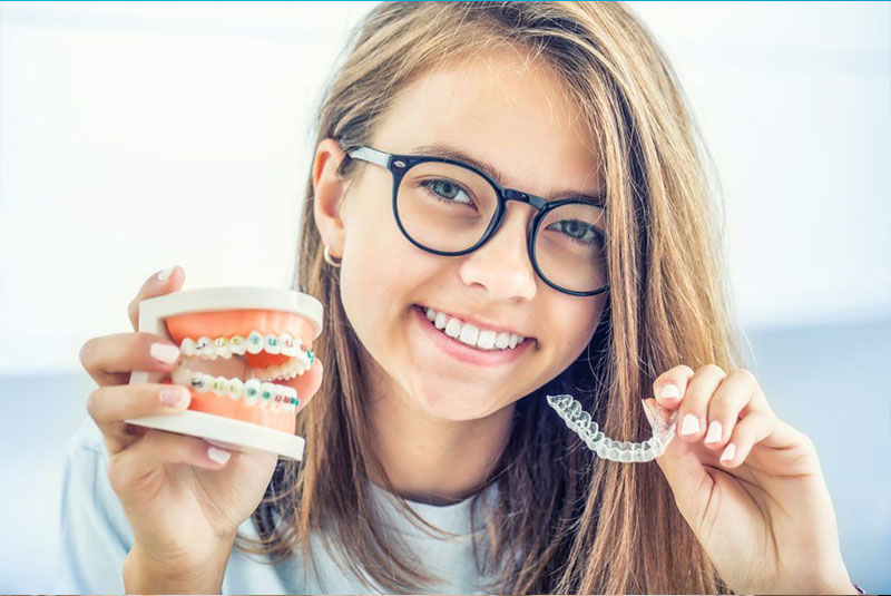 Clear Correct vs. Regular Braces: Which One is Right for You?